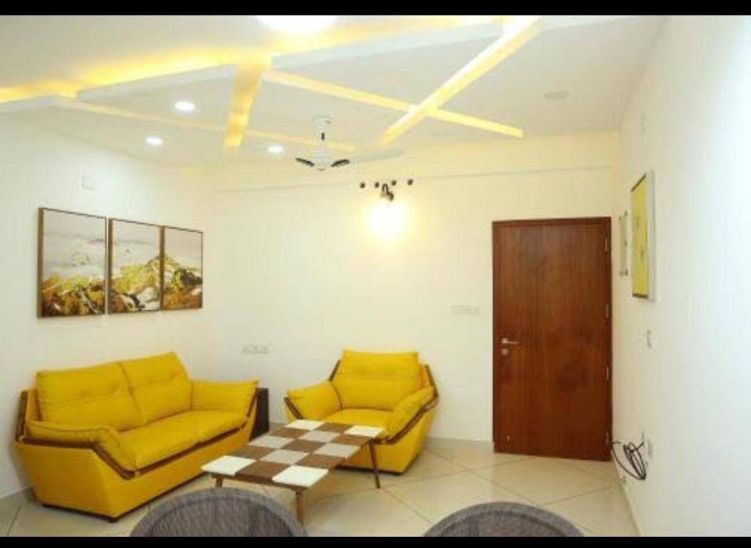 The Solo Apartments Kadavanthra Kochi Exterior photo
